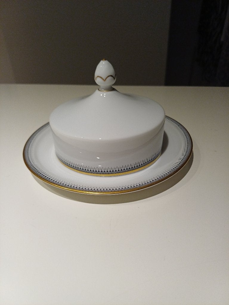 Vintage puntgave botervloot Porselein fabriek Tettau Beieren, Overige merken, Overige typen, Ophalen of Verzenden, Zo goed als nieuw