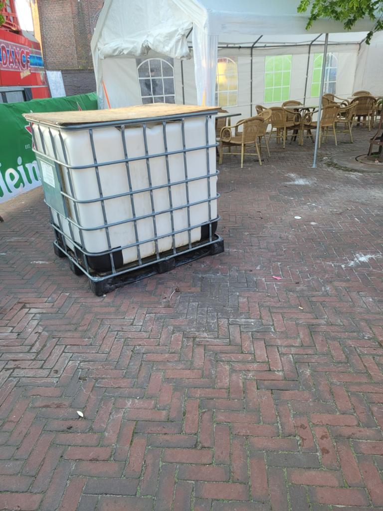 evenementen terras  Kan zeker nog een ronde mee, Zakelijke goederen, Horeca | Meubilair en Inrichting, Ophalen