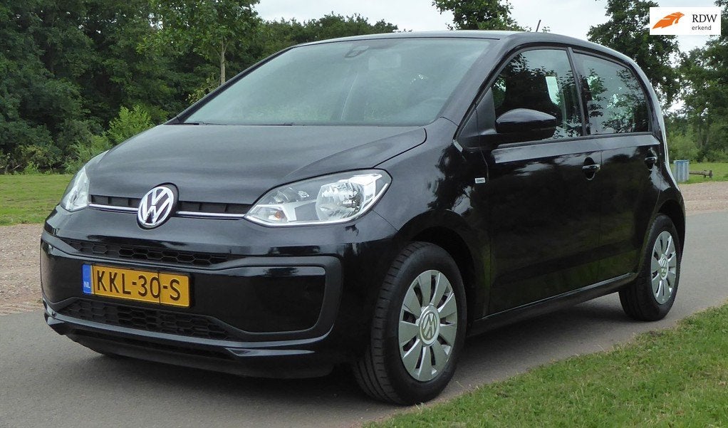 Volkswagen UP! 1.0 BMT up! beats Lage km stand