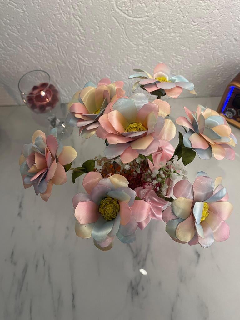 Kleurrijke kunstbloemen in vaas, Binnen, Onderhoudsvrij, Nieuw, Textiel