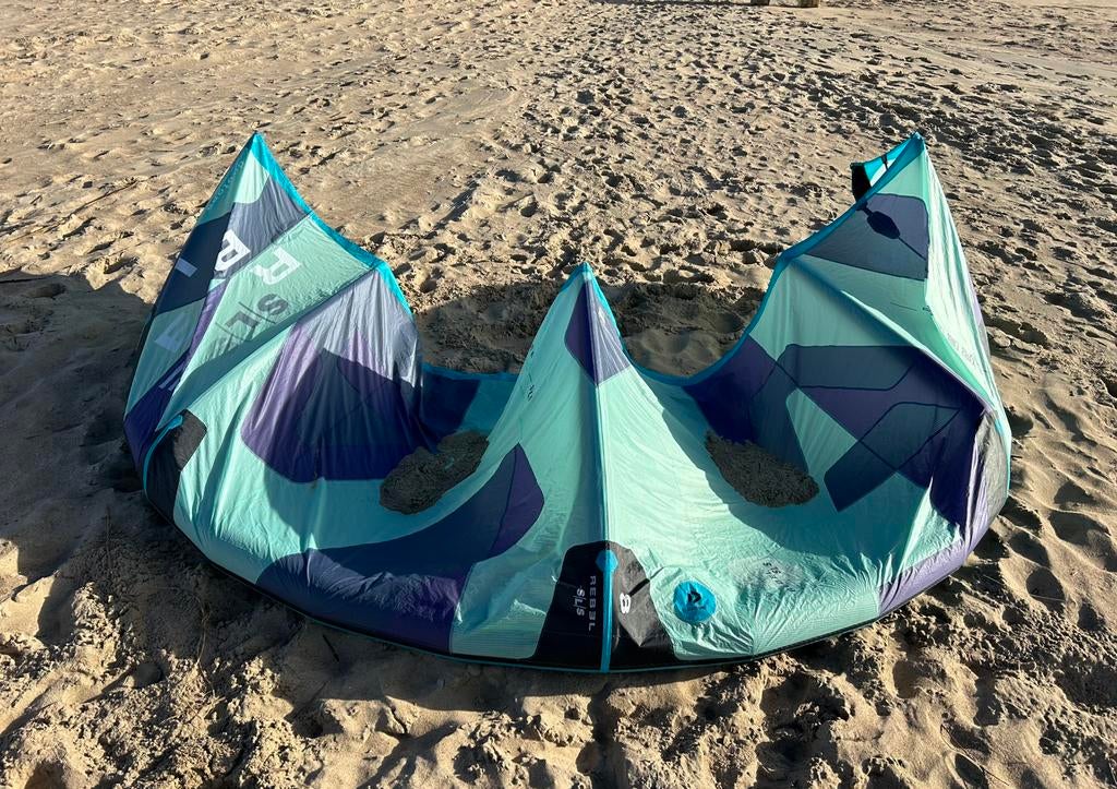 Duotone Rebel SLS, Watersport en Boten, 8 m², Geen board, Ophalen of Verzenden, Zo goed als nieuw
