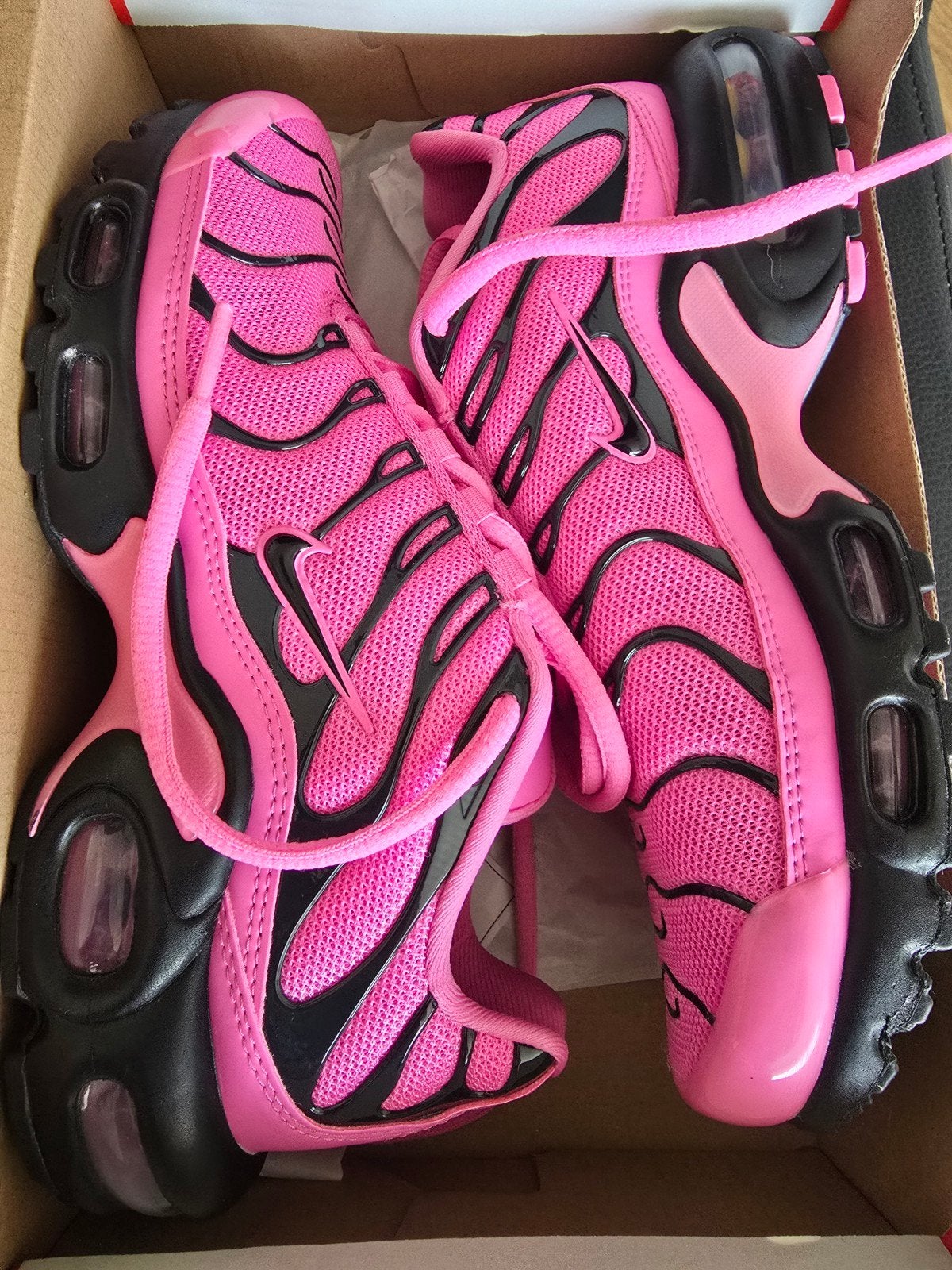 Nike Air Max Plus Pink Black (Women's), Ophalen of Verzenden, Nieuw