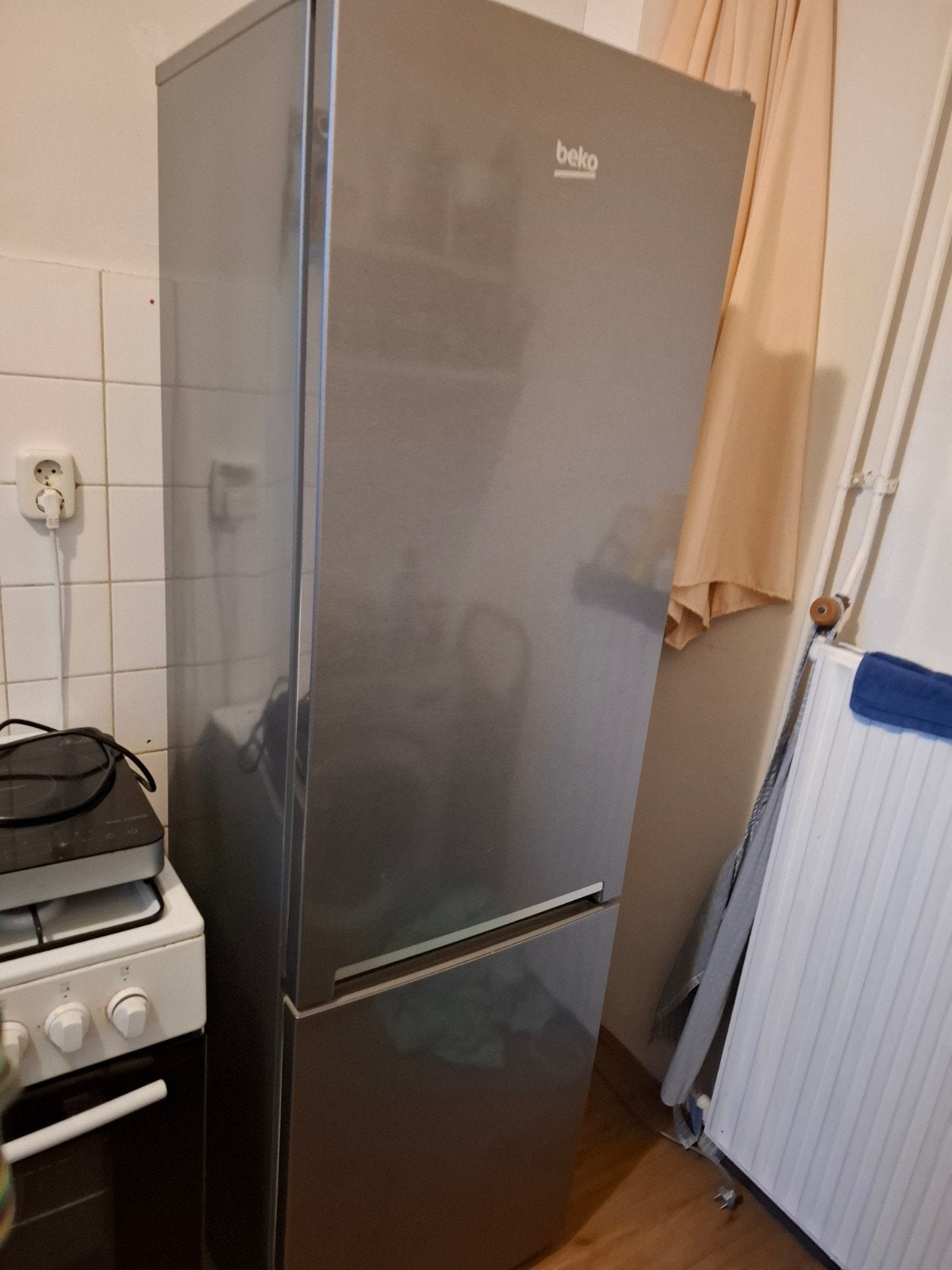 Defecte koelkast koelvriescombinatie, Ophalen, 200 liter of meer, Met aparte vriezer, 160 cm of meer