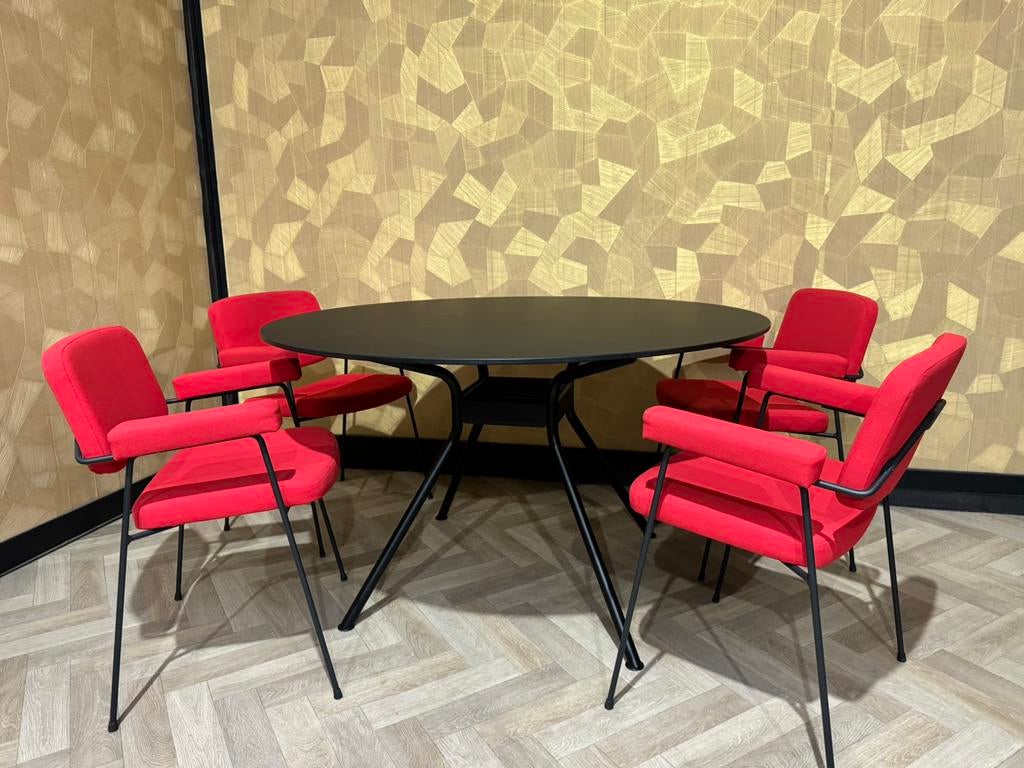 Artifort Beso Ronde Tafel, Ophalen of Verzenden, Zo goed als nieuw, Rond, 50 tot 100 cm