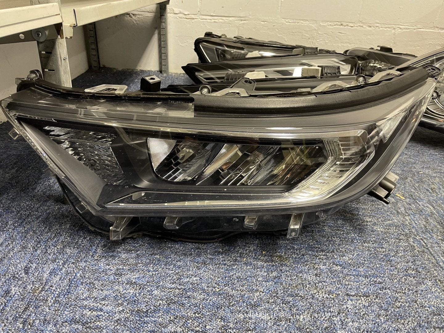 Toyota RAV4 koplamp links full led 2021+, Gebruikt, -, -, Ophalen of Verzenden