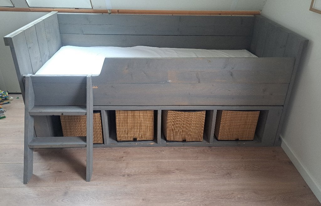 Stoer kinder bed 90x200, steigerhout, Ophalen, 85 tot 100 cm, Gebruikt, Lattenbodem