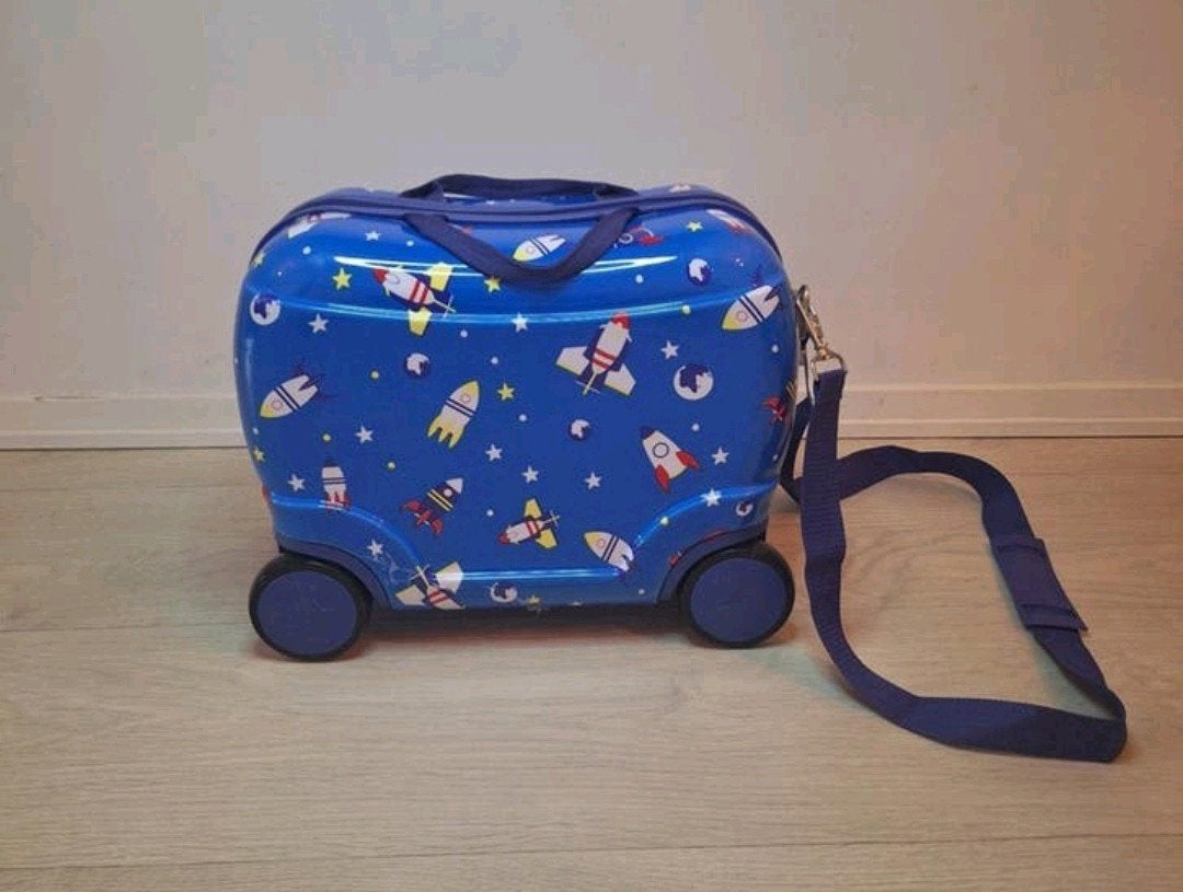Z.G.A.N MOOIE ZIT/ROL KINDER KOFFER TOEGESTAAN ALS HANDBAGE!, Hard kunststof, Slot, Minder dan 50 cm, Ophalen of Verzenden