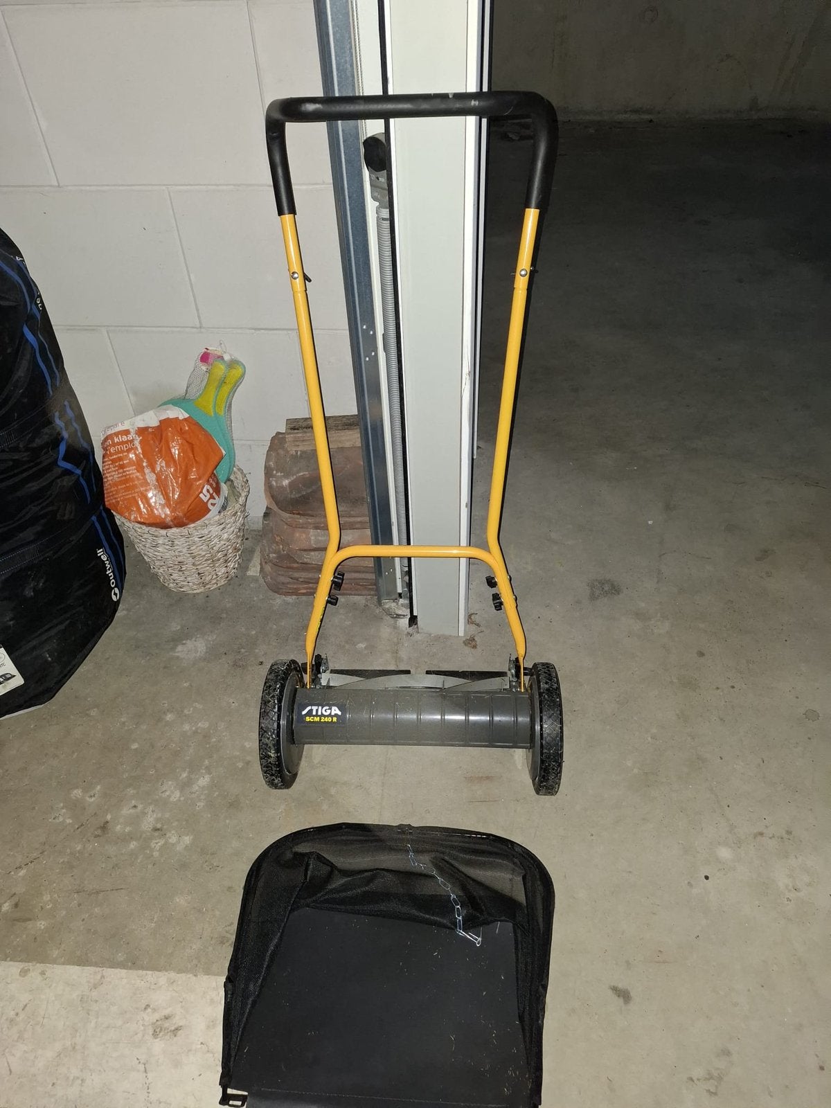 Kooimaaier/ handgrasmaaier STIGA, Tuin en Terras, Grasmaaiers, Kooimesmaaier, Ophalen, Zo goed als nieuw