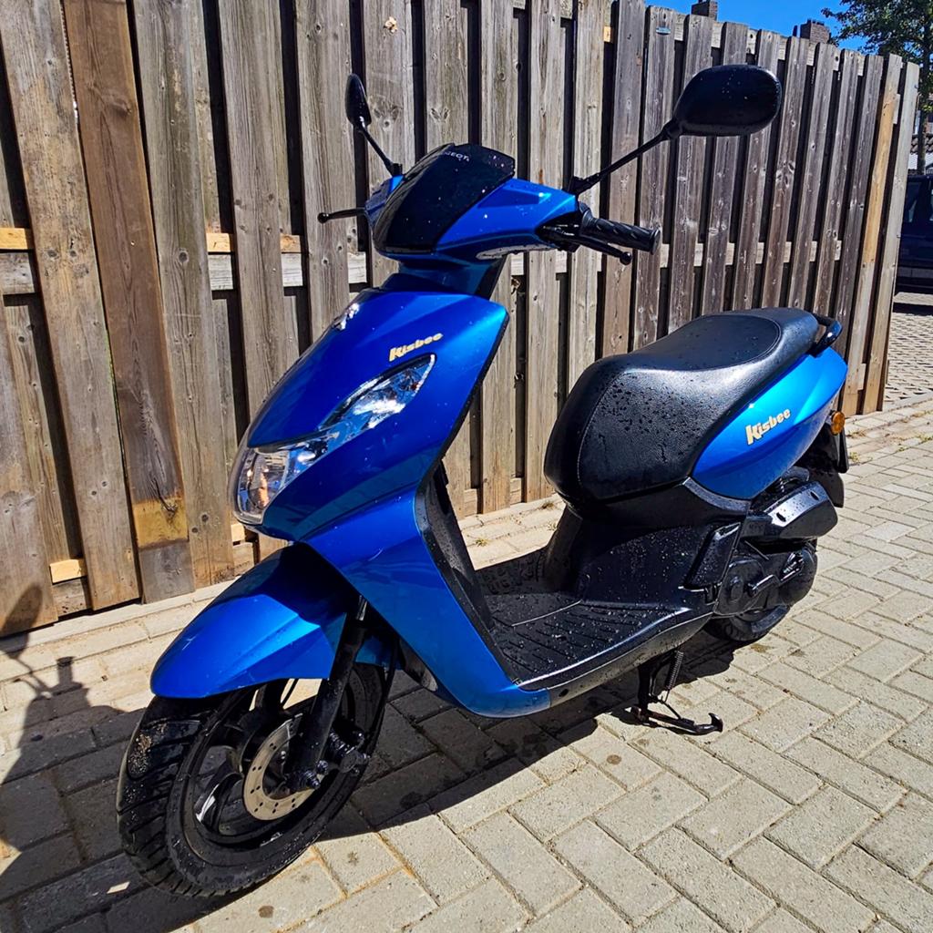 Peugeot Kisbee, Fietsen en Brommers, Brommers | Peugeot, Ophalen, Overige modellen, 0 versnellingen, Zo goed als nieuw