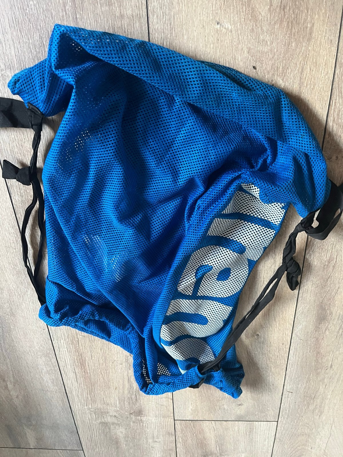 Blauwe Arena sporttas/zwemtas van mesh stof, Ophalen of Verzenden, Gebruikt, Unisex volwassen