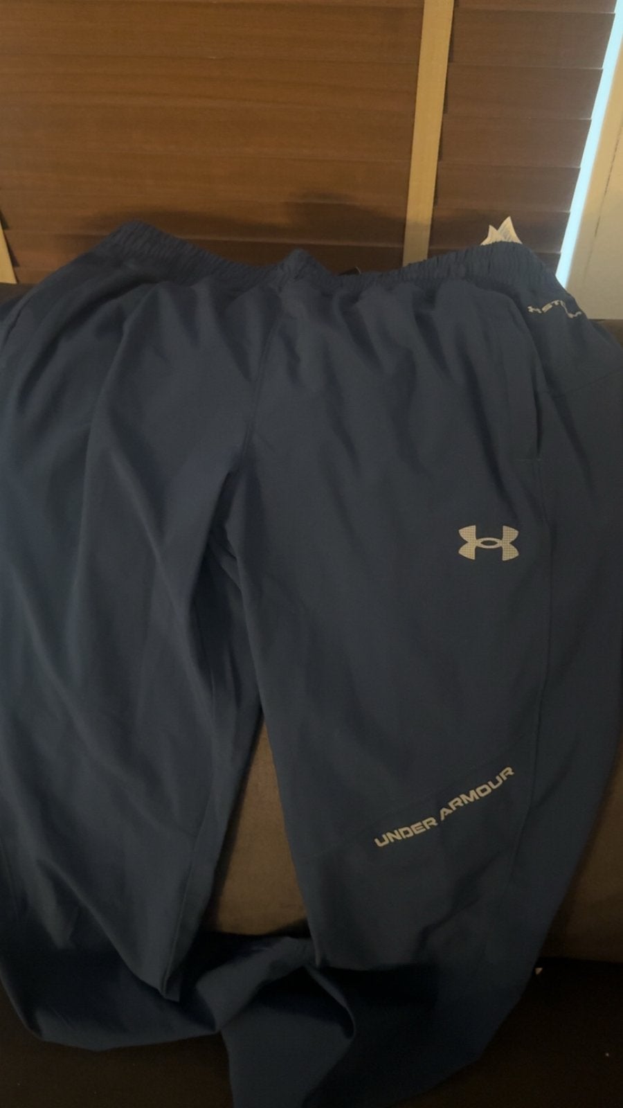 Under Armour Trainingspak Jongen - Broek 158cm, Vest 152cm, Ophalen of Verzenden, Zo goed als nieuw, Blauw, Algemeen