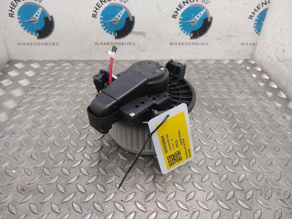TOYOTA PRIUS 1.8 ASPIRATION KACHELMOTOR 2011, Auto-onderdelen, Ophalen of Verzenden, Gebruikt, ARN erkend