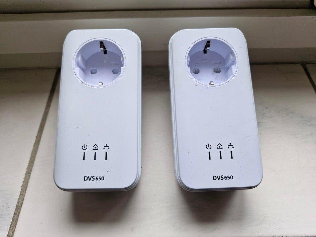 2 stuks Devolo DVS 650 en zijn als nieuw., Ophalen of Verzenden, Zo goed als nieuw, KPN / Devolo