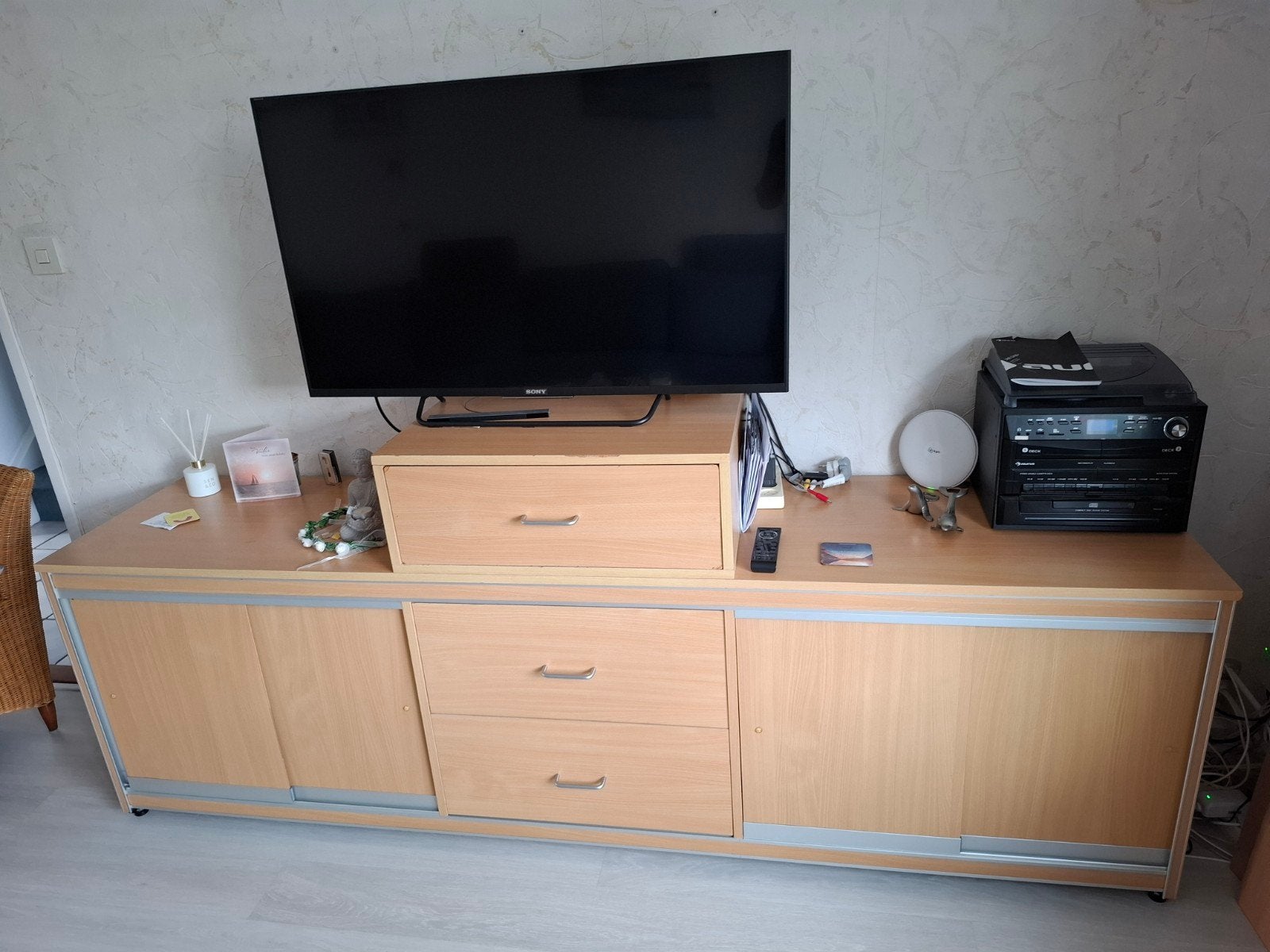 Dressoirkast Siletsy zilver/beuken, Overige materialen, Gebruikt, Ophalen of Verzenden, 200 cm of meer