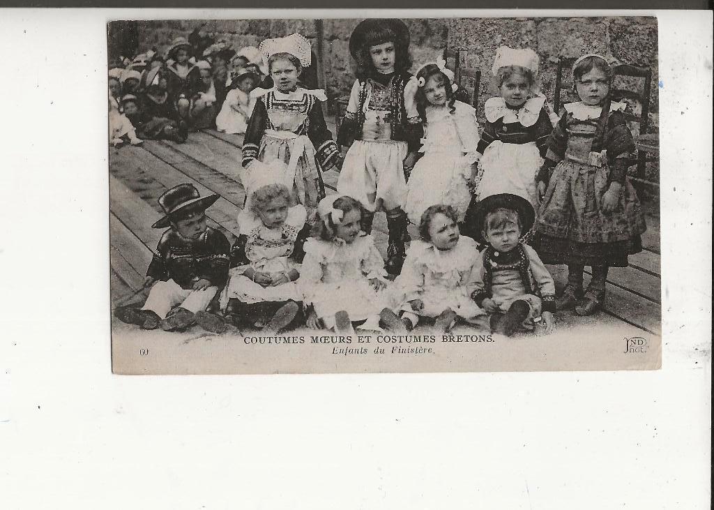 Breton Kinderen in Kleederdracht 2-3-1921, Ophalen of Verzenden, 1920 tot 1940, Gelopen, Kinderen