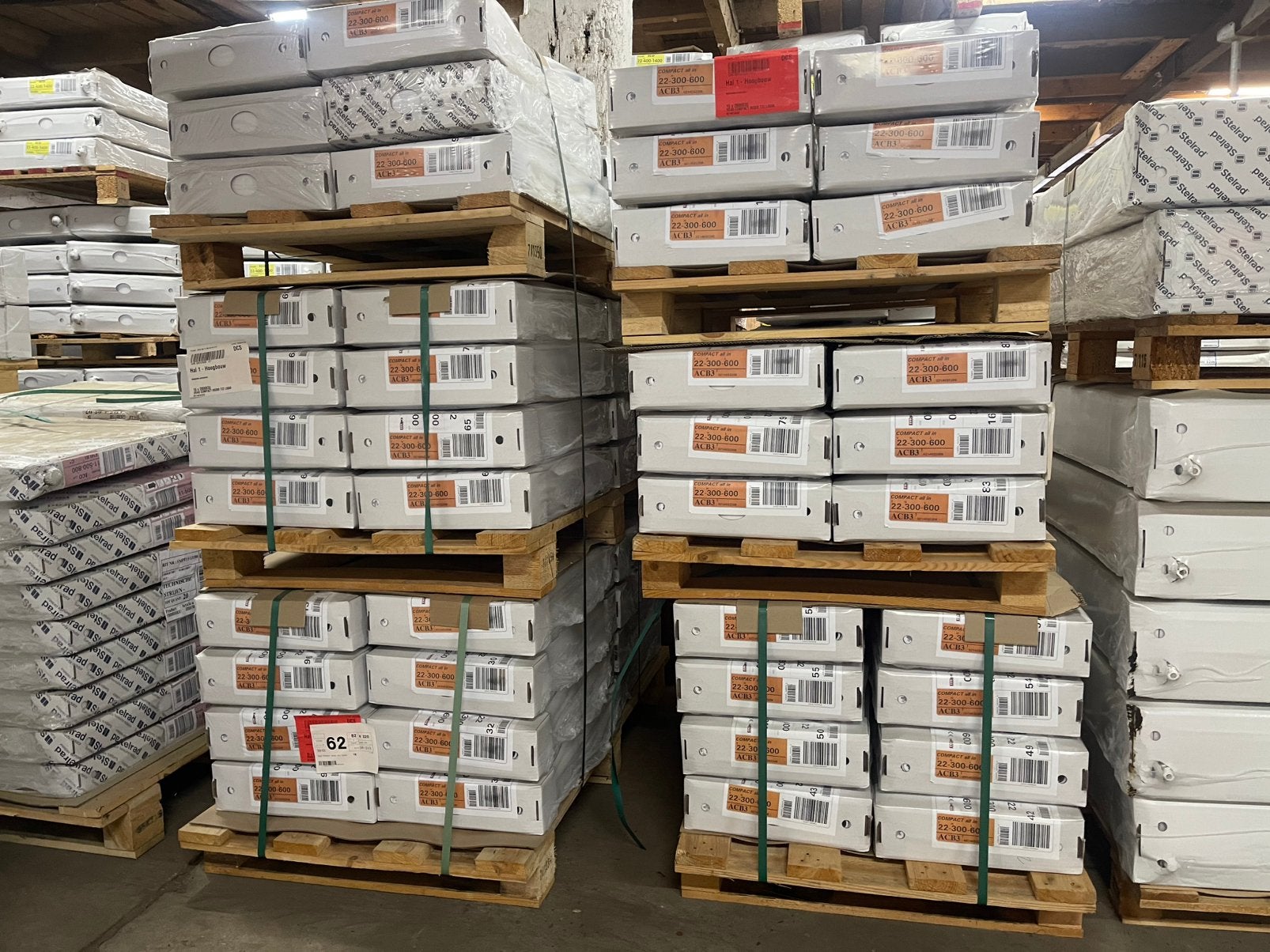 Uniek partij Stelrad radiatoren 30 x 60 cm type 22 nu € 25, Minder dan 30 cm, Radiator, Nieuw, Minder dan 60 cm