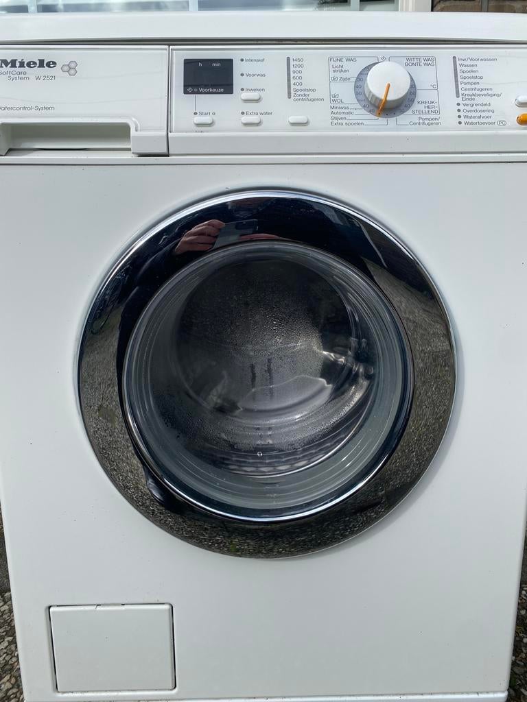 Miele wasmachine voor onderdelen, Ophalen of Verzenden, Gebruikt, 1200 tot 1600 toeren, 85 tot 90 cm