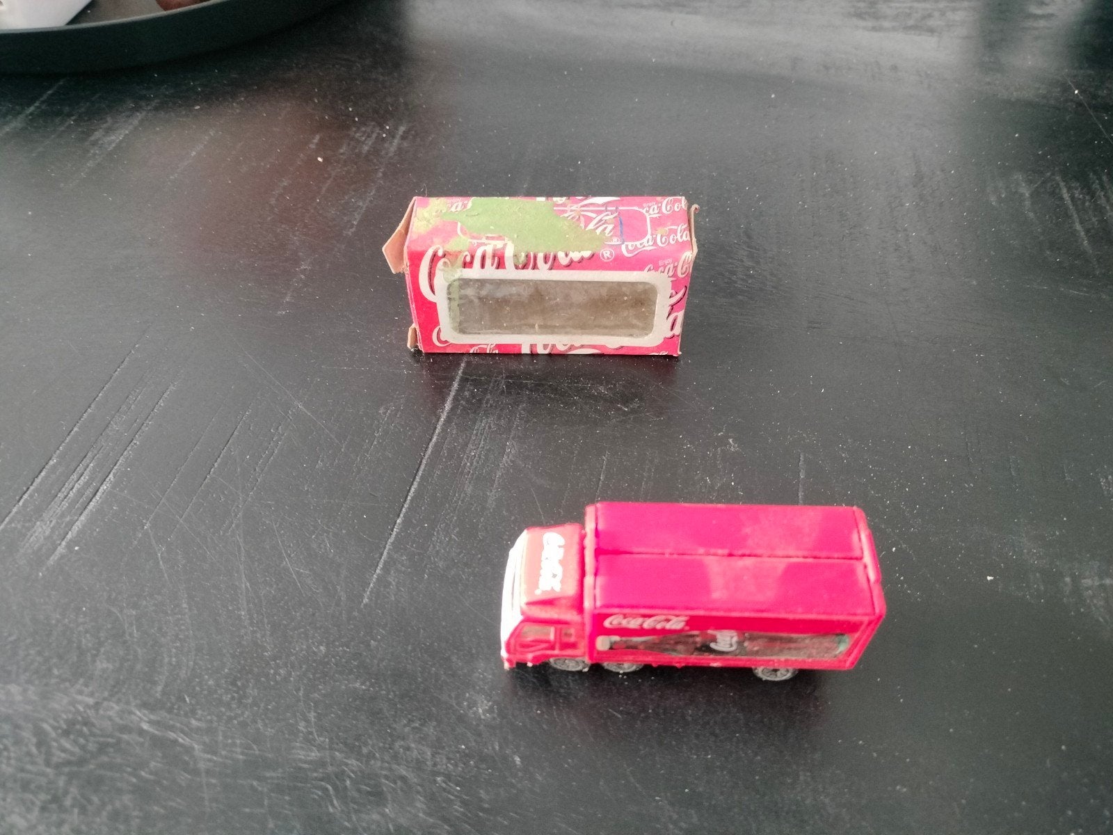Coca-Cola vrachtwagen miniatuur met originele doos, Ophalen of Verzenden, Gebruikt