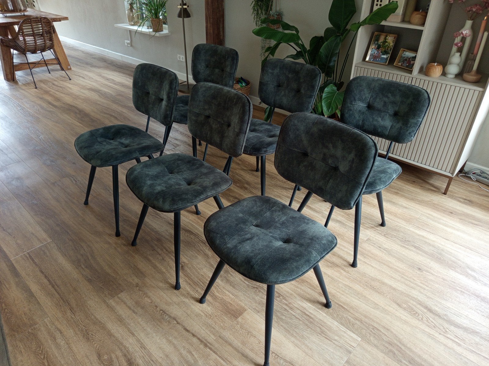 eetkamerstoel 6x Dunhil forest groen velvet, Ophalen, Zo goed als nieuw, 75 m² of meer, Groen