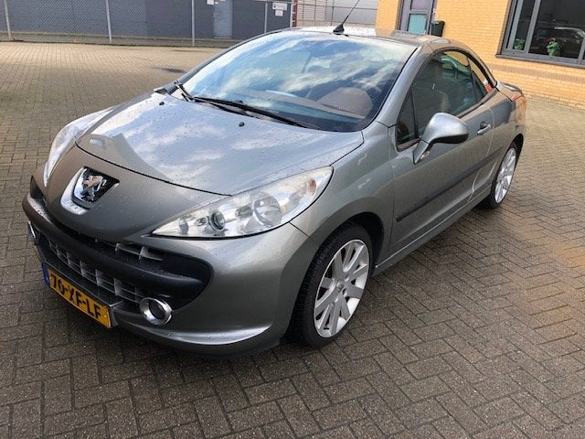 Peugeot 207 1.6 16V CC 110KW met nwe APK tm 6-1-2027, Auto's, Voorwielaandrijving, Parkeersensor, Gebruikt, 4 cilinders