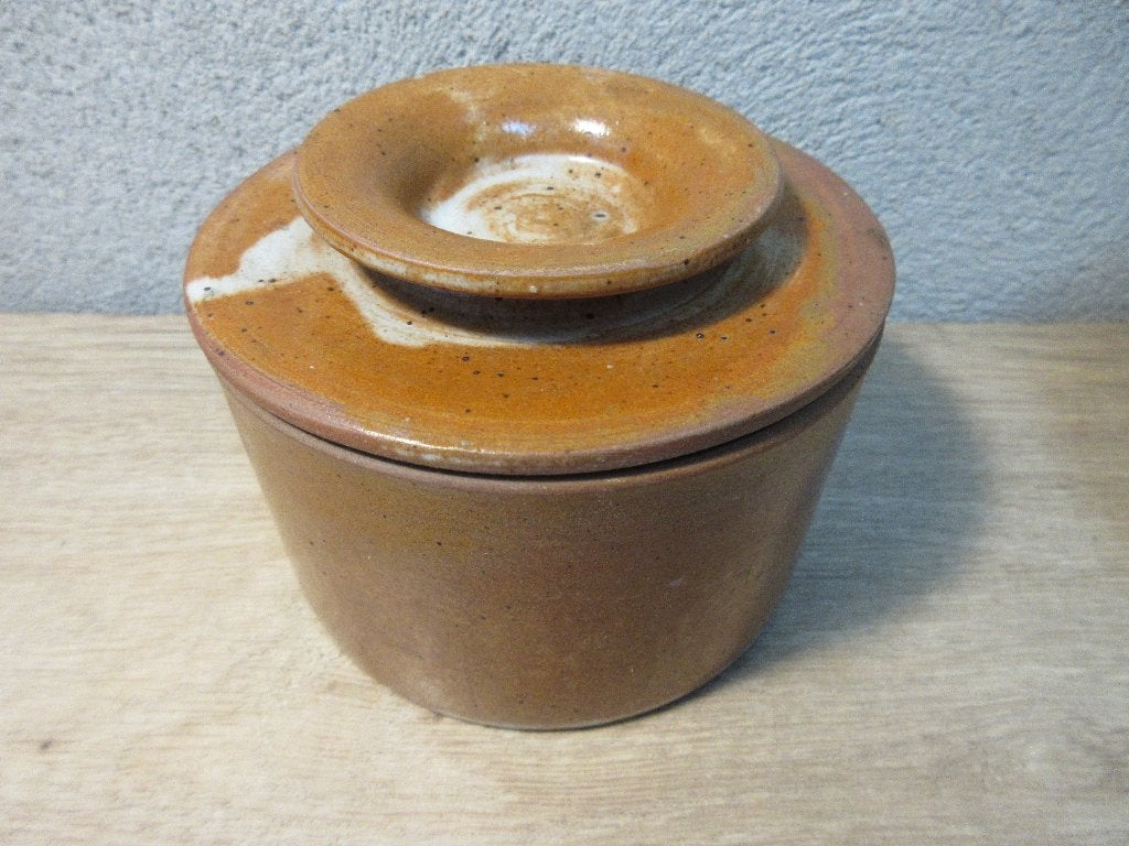Oude aardewerk pot met deksel, Antiek en Kunst, Antiek | Keramiek en Aardewerk, Ophalen of Verzenden