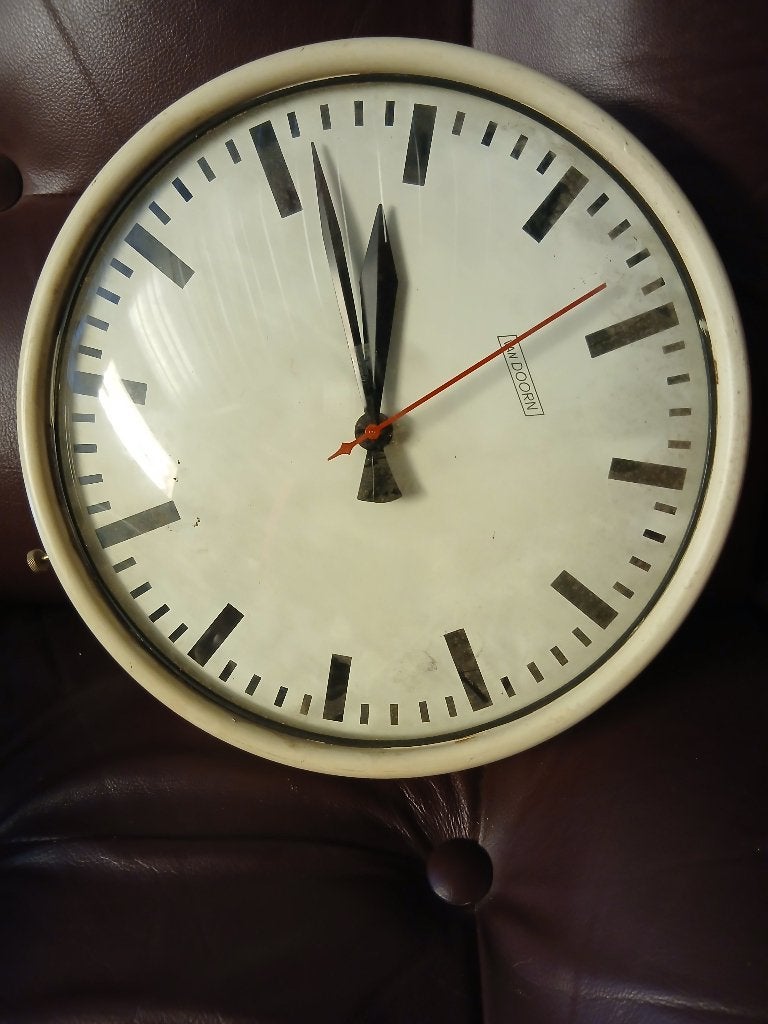 Vintages klok van DOORN vandaag ophalen, Ophalen