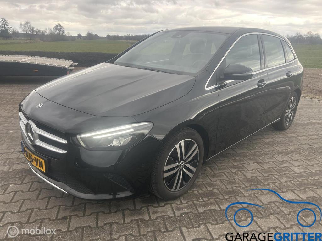 Mercedes B-klasse 180 Business Solution Luxury, Auto's, 136 pk, Gebruikt, 4 cilinders, 700 kg