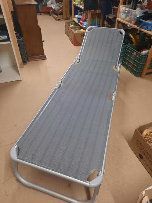 Ligbed, opvouwbaar en lichtgewicht, Ophalen, Zo goed als nieuw