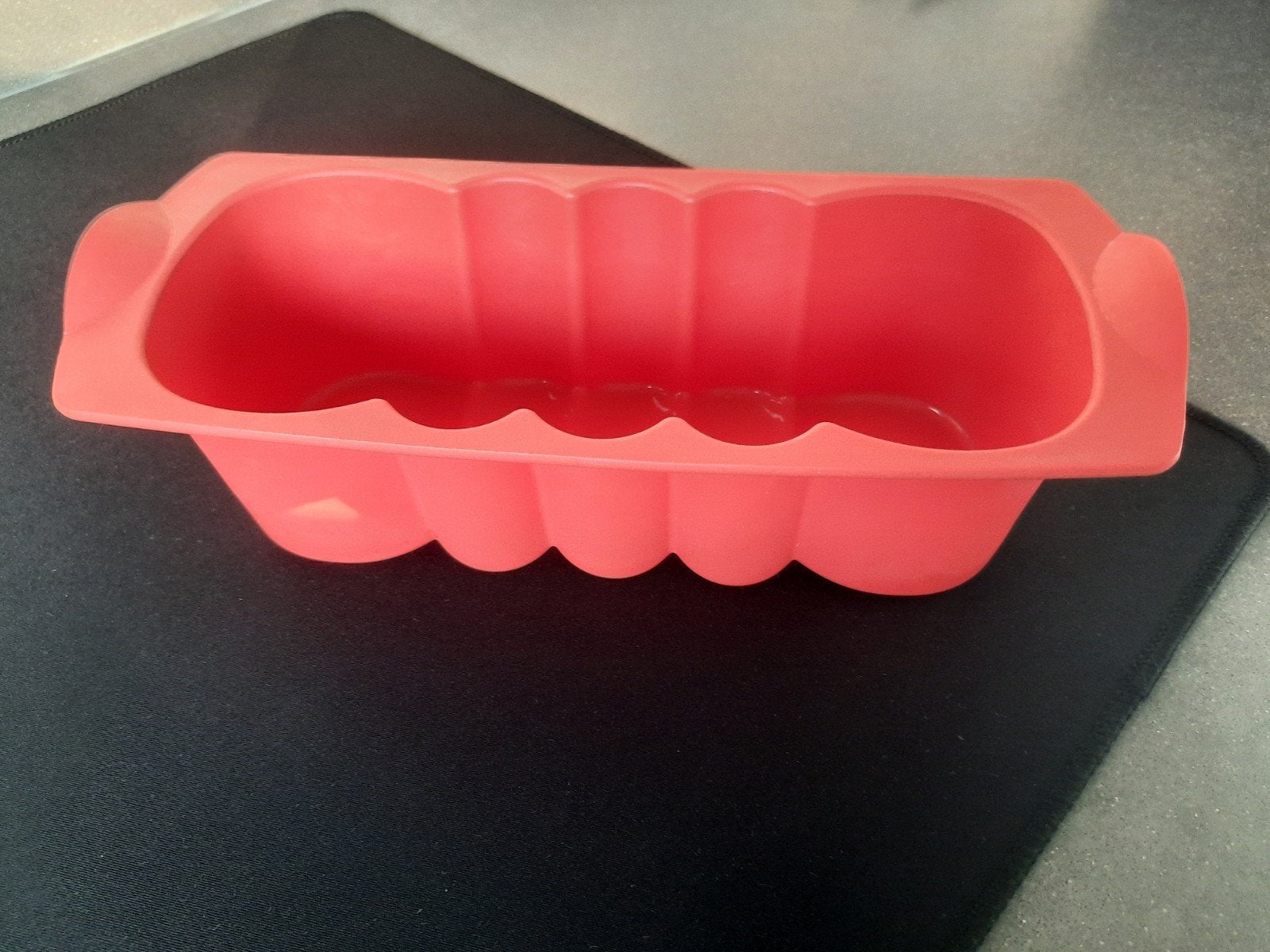 Tupperware Bakvorm 24 cm - Ideaal voor cake en brood, Oranje, Ophalen of Verzenden, Zo goed als nieuw, Bak of Kom
