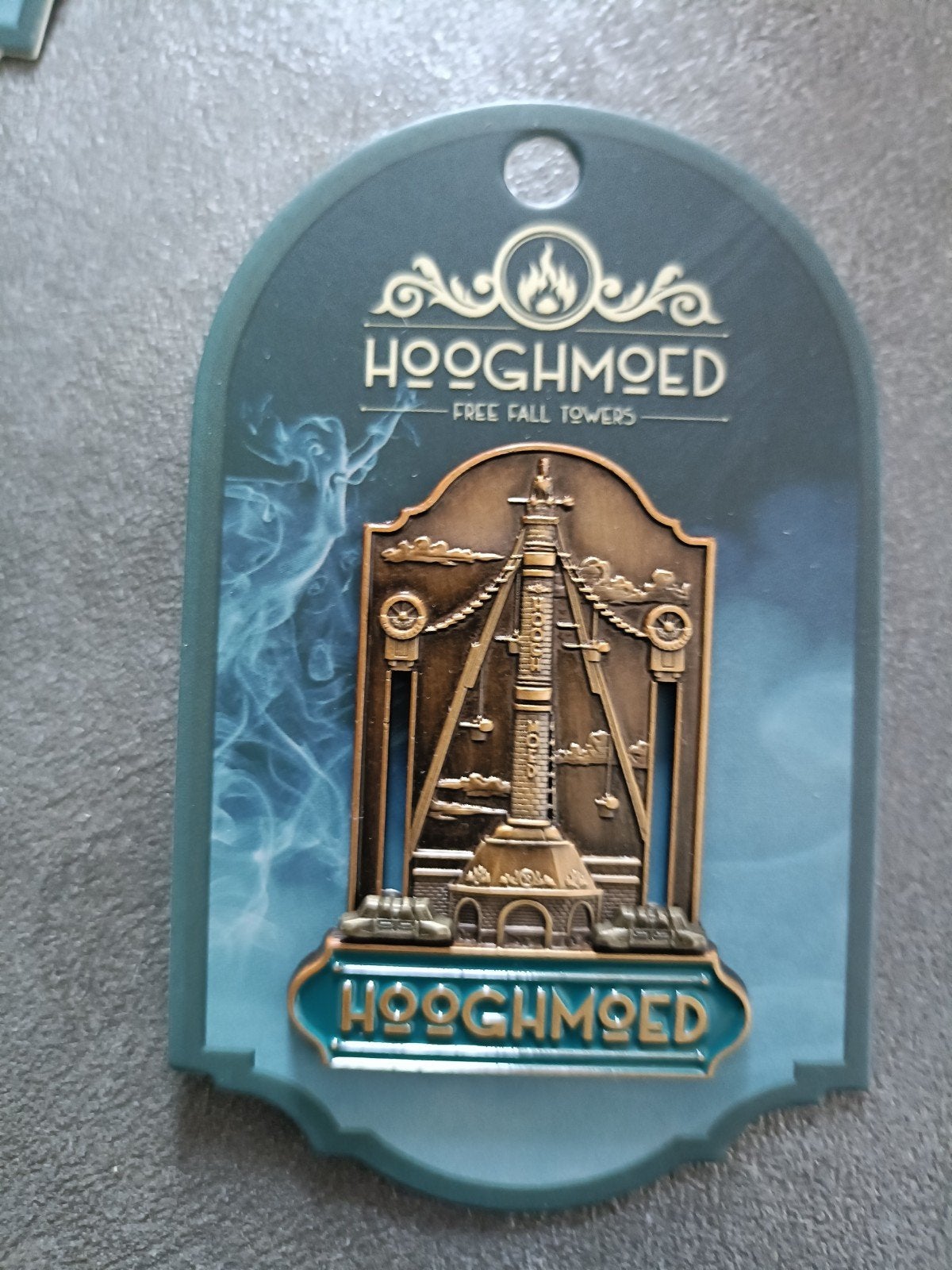 Efteling pin hooghmoed, Verzamelen, Efteling, Ophalen of Verzenden, Zo goed als nieuw, Button of Speldje