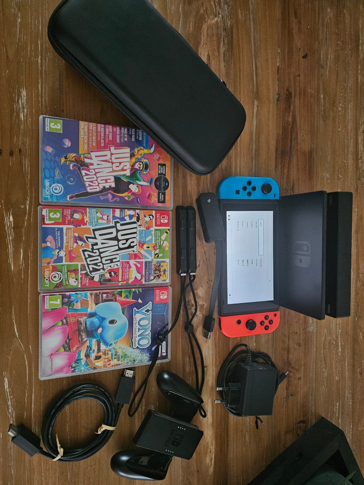 Nintendo Switch compleet met accessoires en games, Spelcomputers en Games, Ophalen, Met games, Met 2 controllers, Zo goed als nieuw