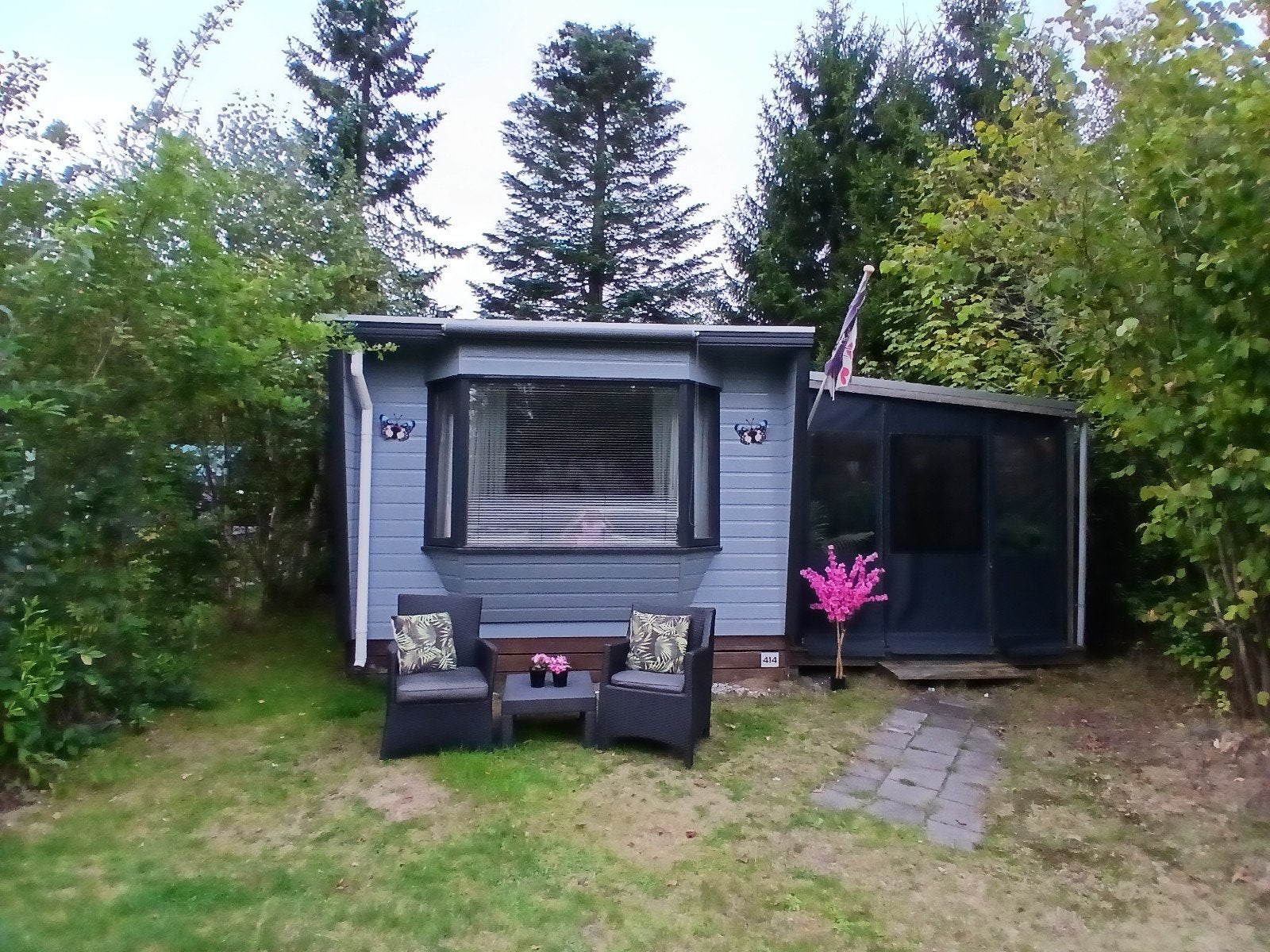 Chalet te koop met grote veranda op Camping de Rogggeberg