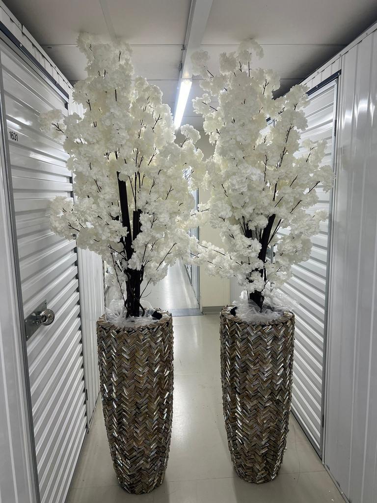 Schelpenvazen met bloesem boom, Huis en Inrichting, Woonaccessoires | Vazen, Zo goed als nieuw, Ophalen of Verzenden
