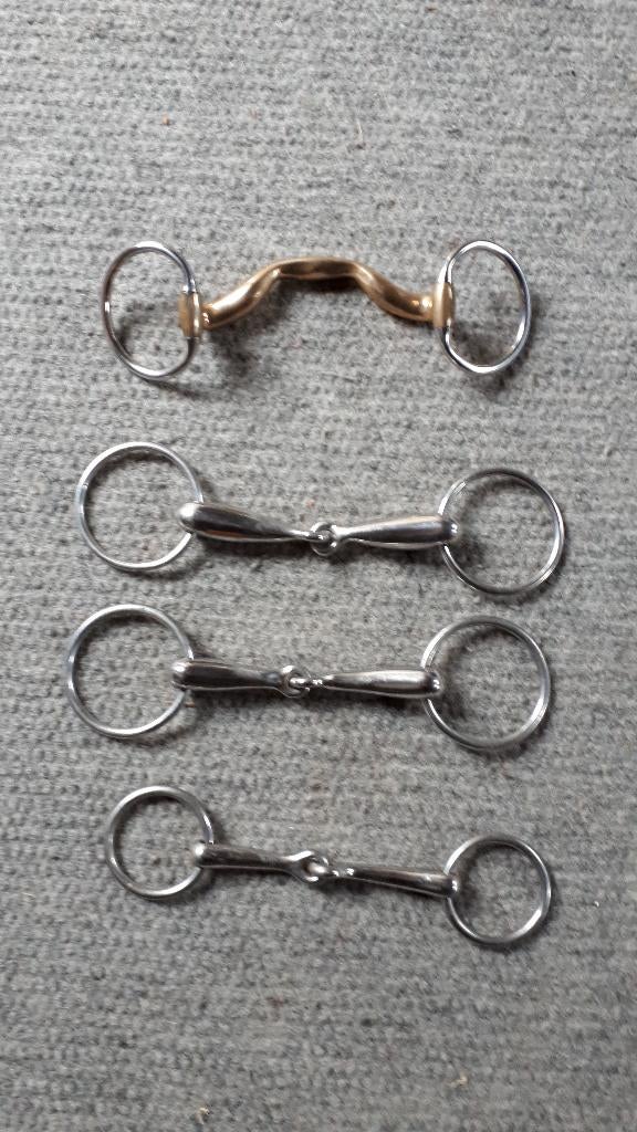 2 x bit, Dieren en Toebehoren, Verzenden, Zo goed als nieuw, Dressuur