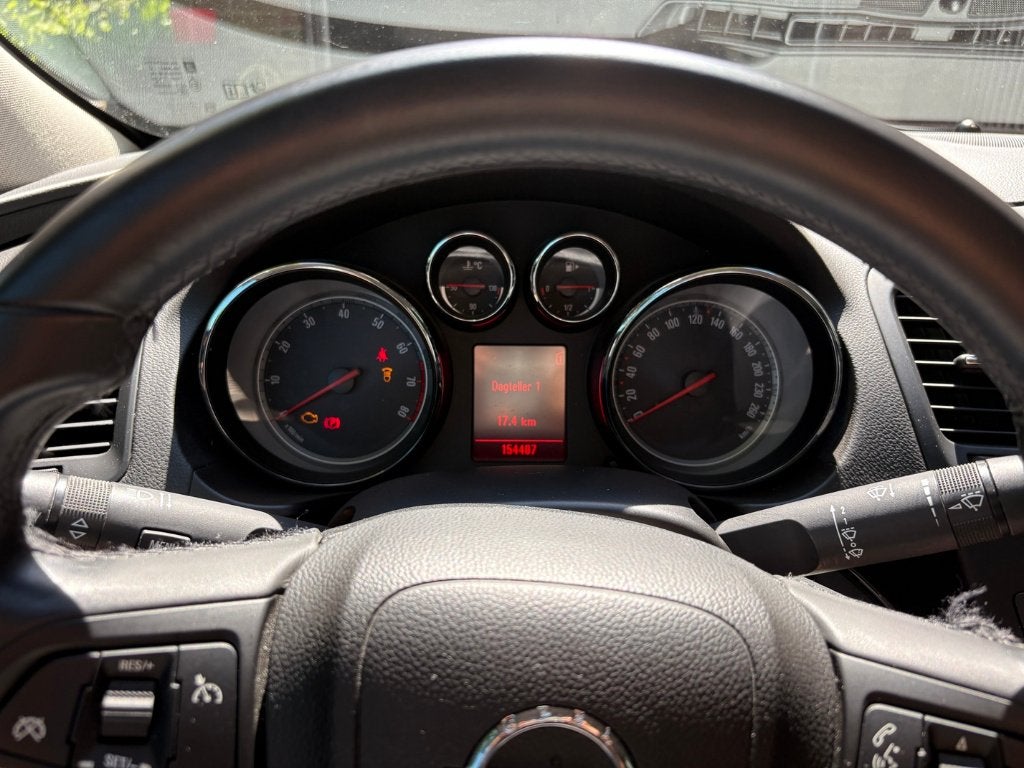 Opel Insignia 1.6 Turbo 132KW 5-DRS 2011 Bruin, Auto's, Opel, Zwart, 4 cilinders, Bruin, 179 pk