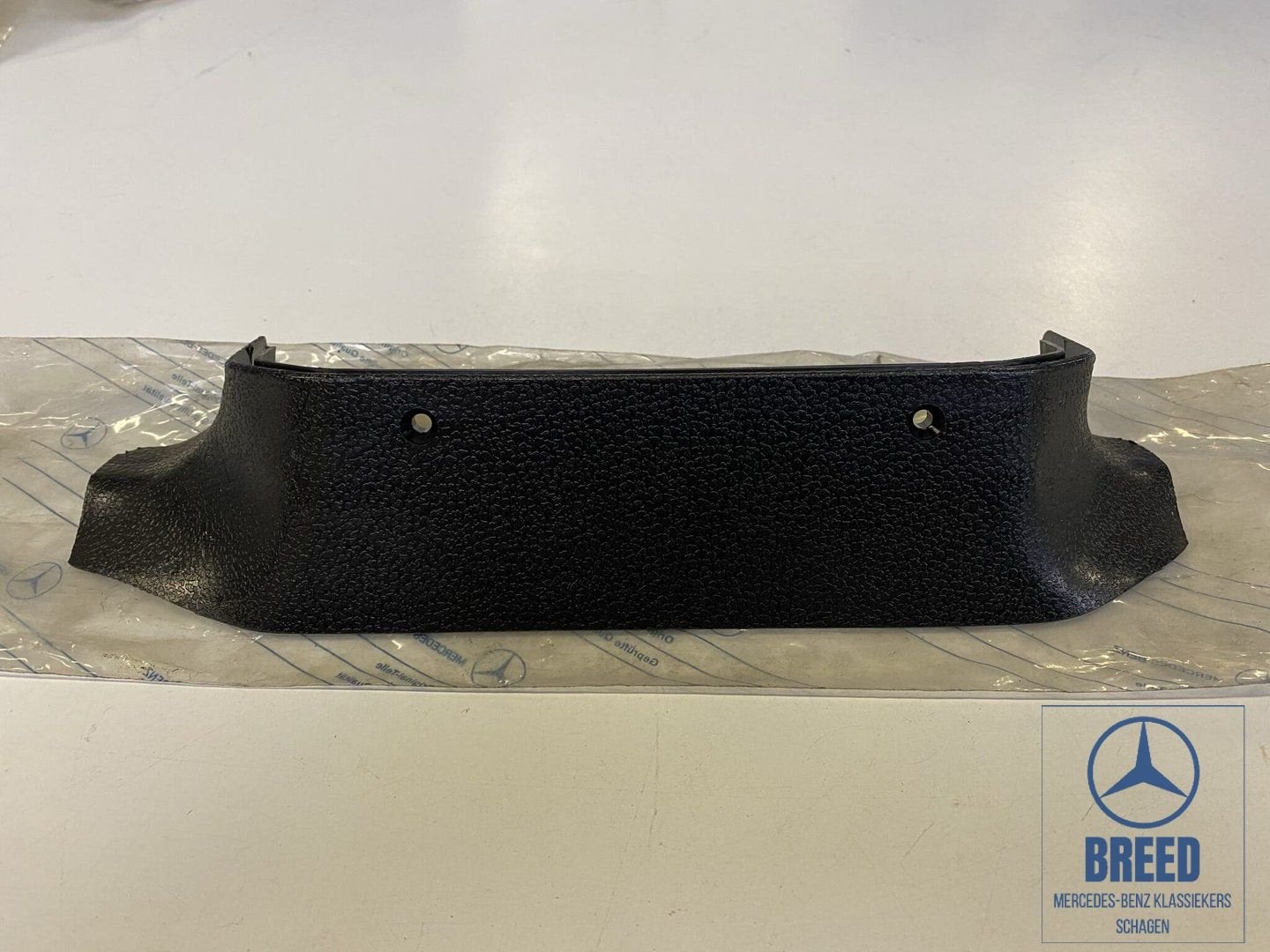 NOS afdekking B-stijl onder zwart voor Mercedes-Benz W116, -, Nieuw, Ophalen of Verzenden, -