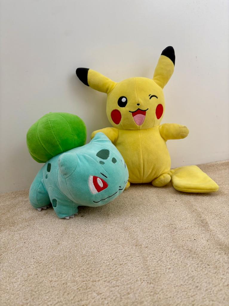 Pokemons Pickachu en Bulbersaur, Kinderen en Baby's, Speelgoed | Knuffels en Pluche, Ophalen of Verzenden, Zo goed als nieuw, Overige typen