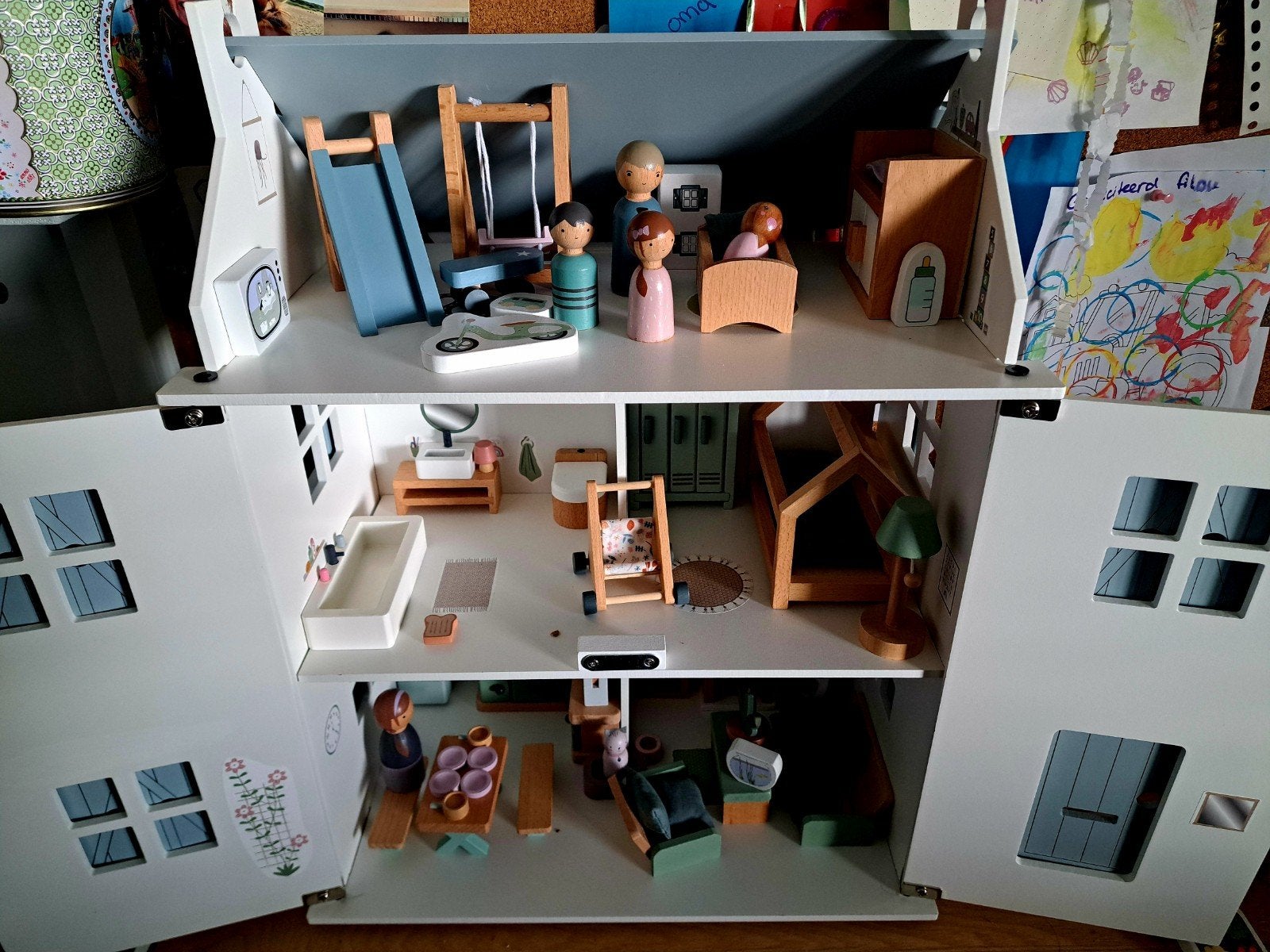 Little Dutch Poppenhuis met complete inrichting, Ophalen, Zo goed als nieuw, Poppenhuis