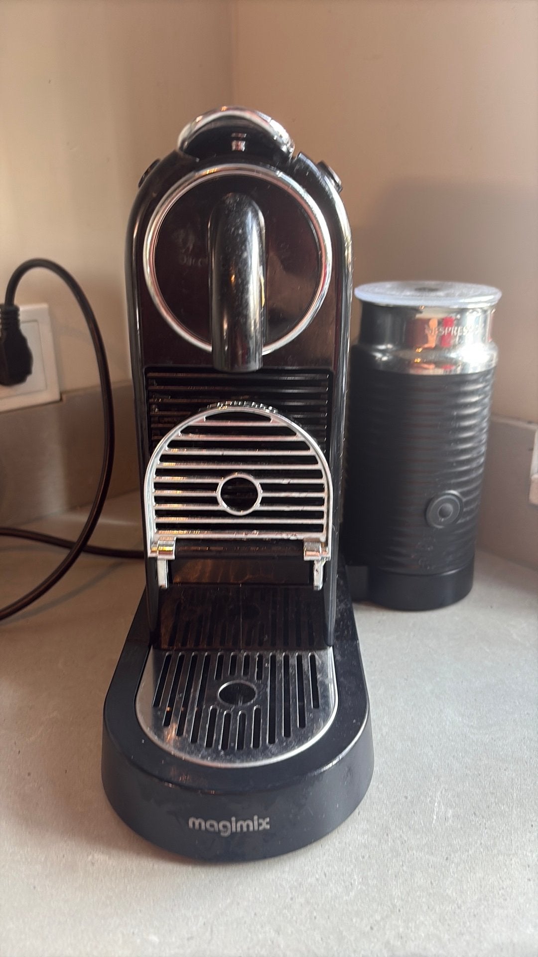 Nespresso Magimix, Witgoed en Apparatuur, Koffiezetapparaten, Ophalen, Afneembaar waterreservoir, Gebruikt, Espresso apparaat