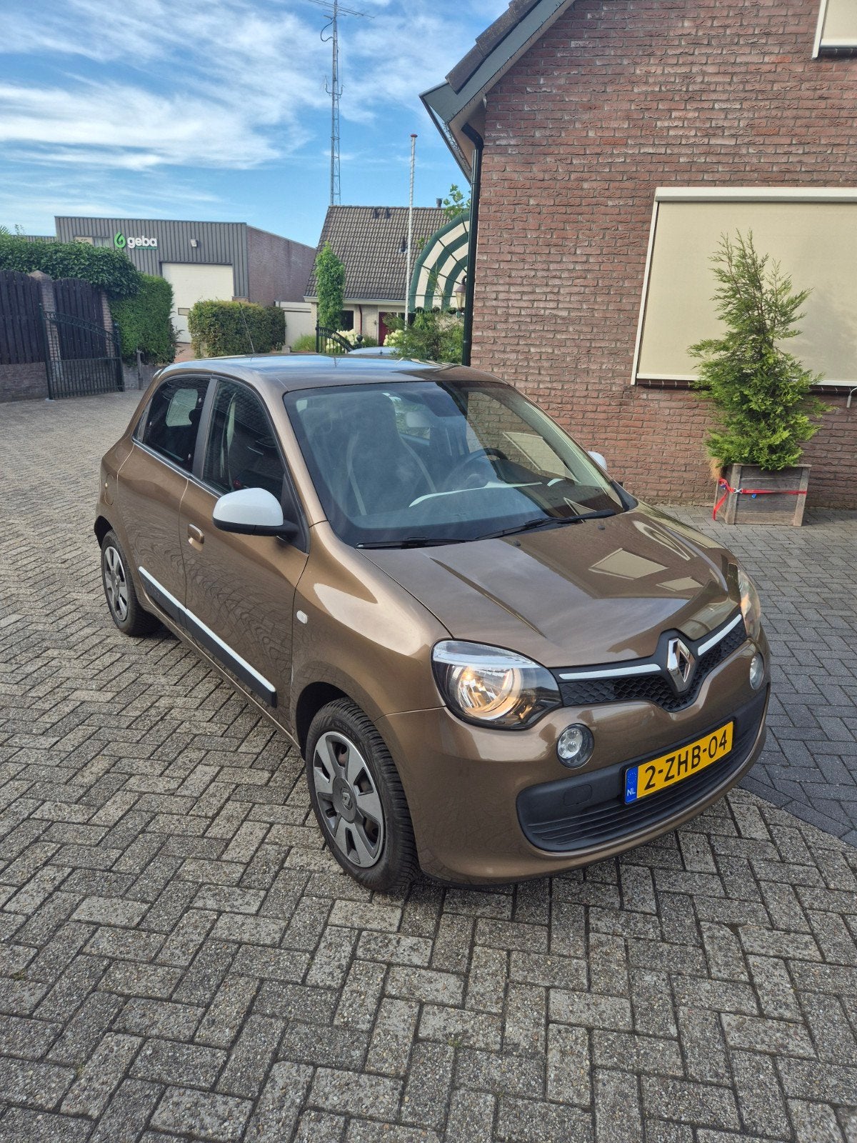 Renault Twingo 1.0 SCe 70pk S&S 2015 Bruin, Voorwielaandrijving, Twingo, 4 stoelen, Origineel Nederlands