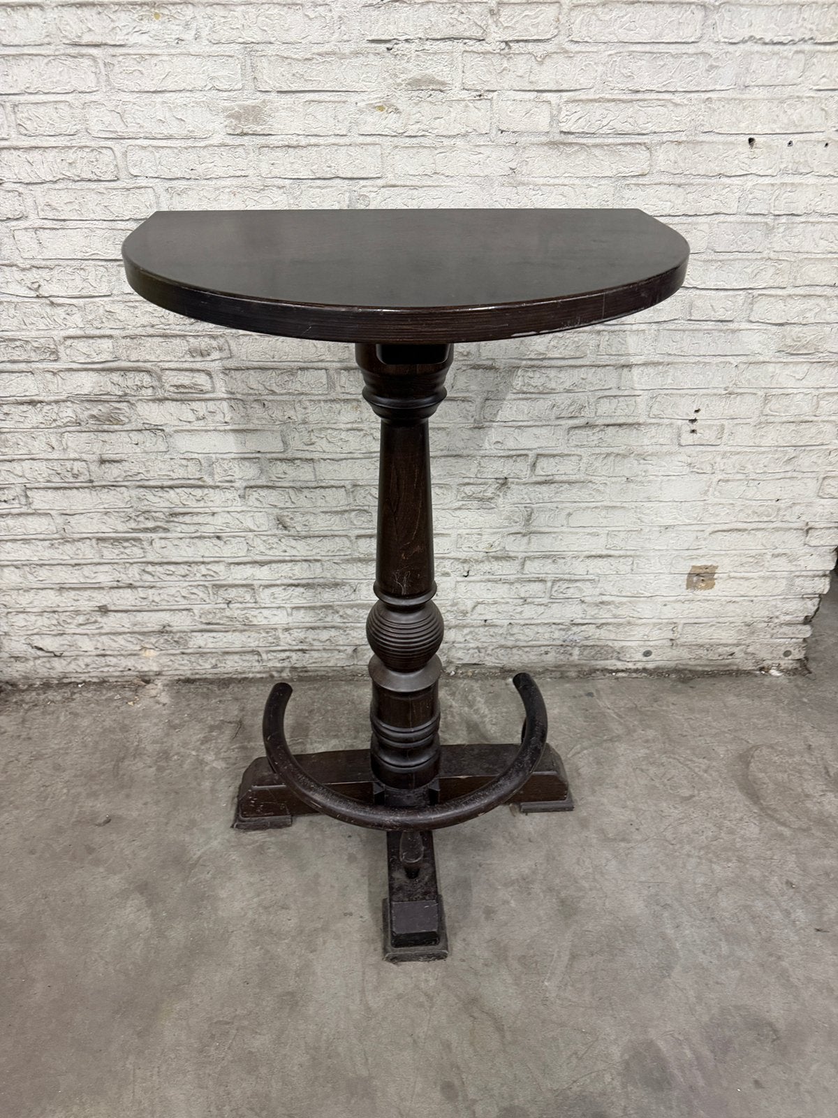 2x Klassieke hoge statafel / bartafel – donker hout, Ophalen, Gebruikt