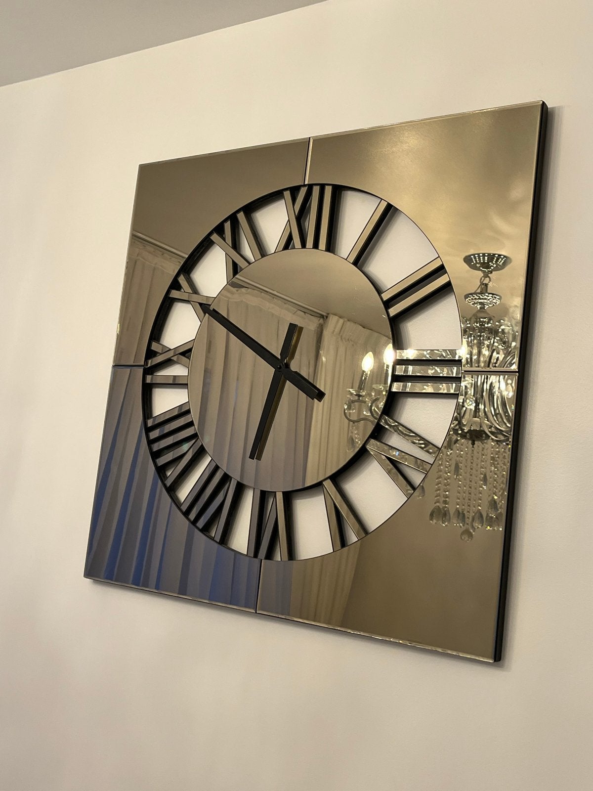 Moderne spiegel wandklok met Romeinse cijfers, Ophalen, Wandklok, Zichtbaar uurwerk, Analoog
