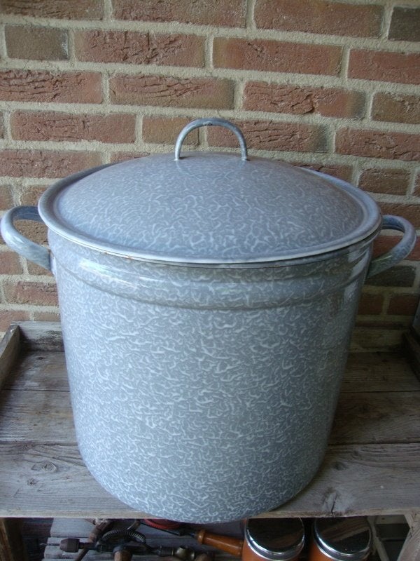 Grijs gewolkte emaille wasketel met deksel, Ophalen