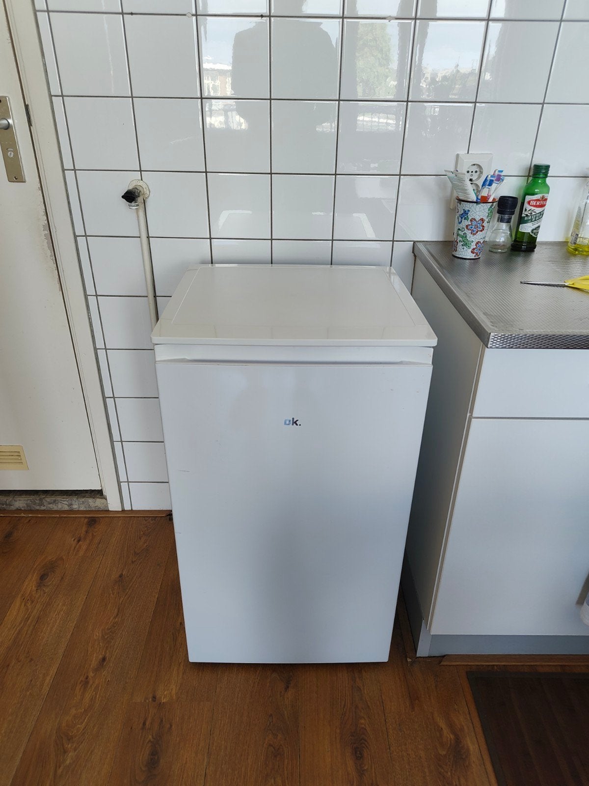 OK. OFK166F Koelkast met vriesvak, Witgoed en Apparatuur, Vriezers en Diepvrieskisten, Gebruikt, Minder dan 60 cm, Vrijstaand