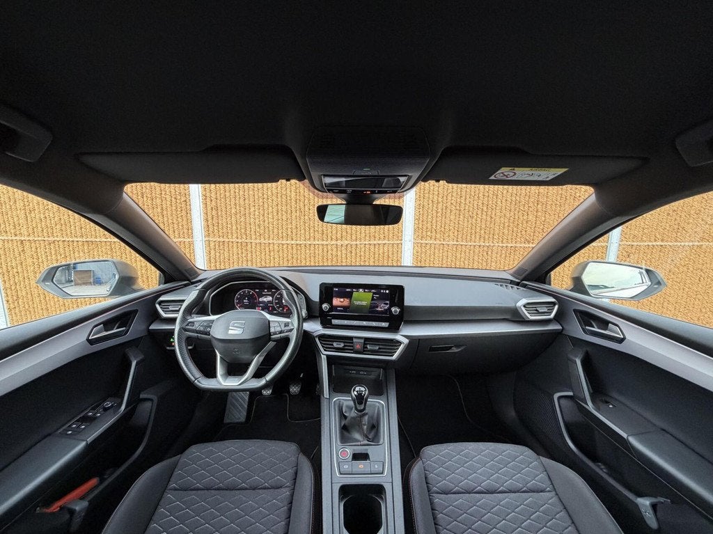 Seat Leon 1.0 TSI FR Virtual Cockpit | Climate & Cruise cont, Voorwielaandrijving, Gebruikt, Euro 6, Automatische klimaatregeling