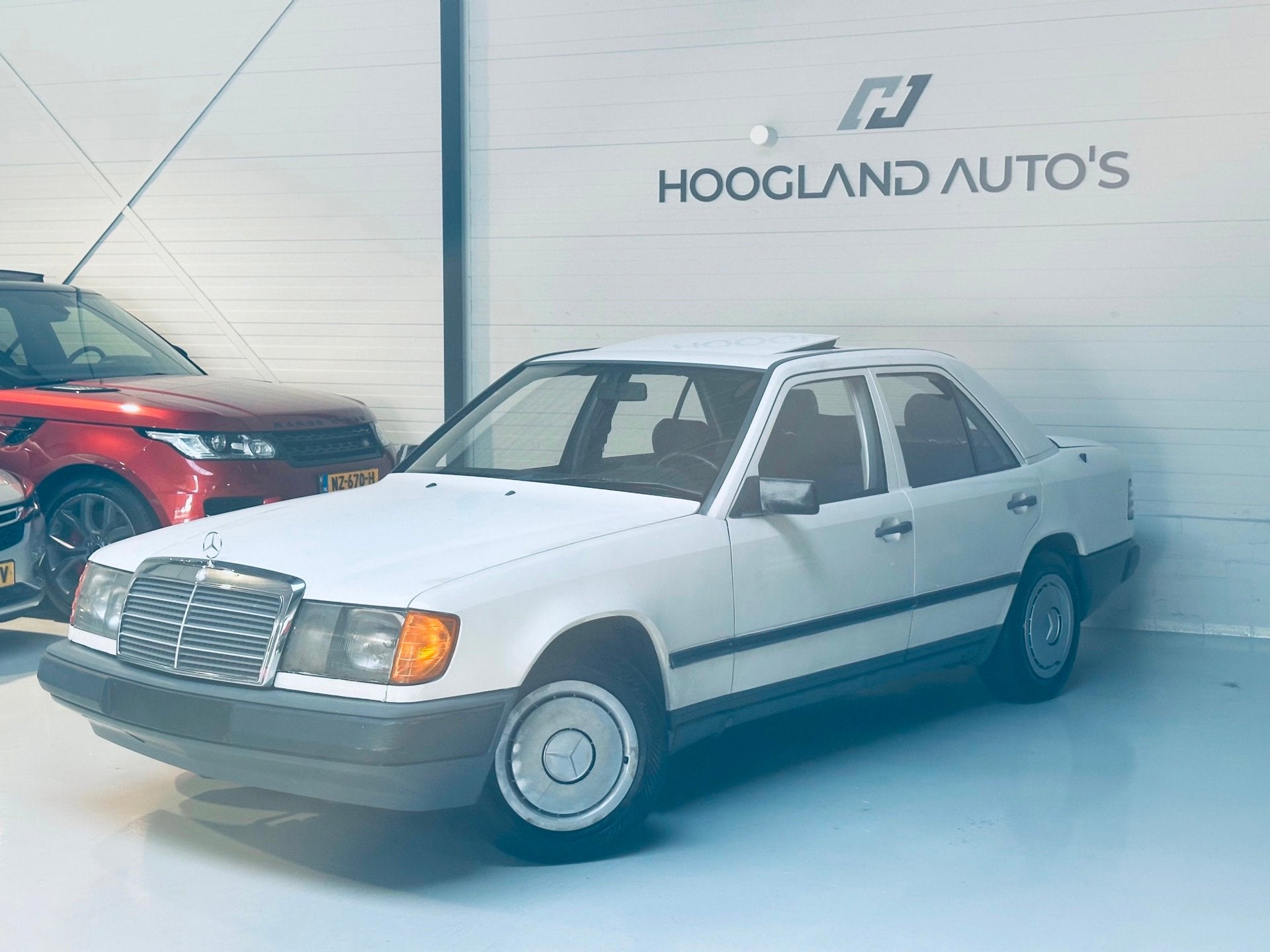 Mercedes-Benz 200-500 (W124) 250 D Oldtimer 1985, foto 3