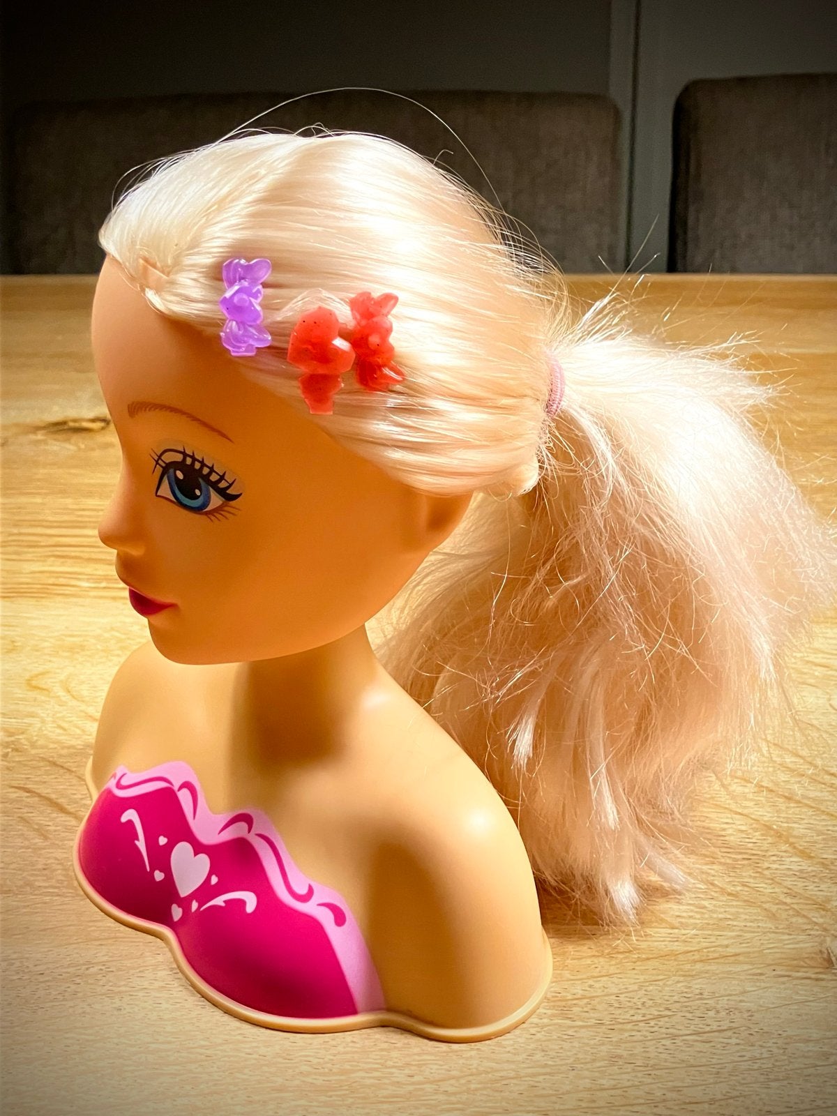 Kappershoofd met blond haar en accessoires, Ophalen of Verzenden, Gebruikt, Overige typen