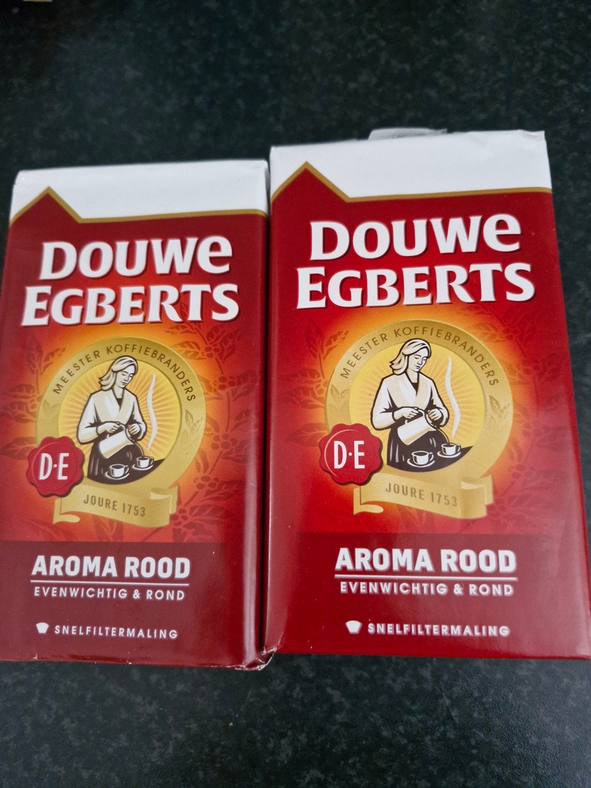 2x Douwe Egberts 250 gram snelfiltermaling, Ophalen