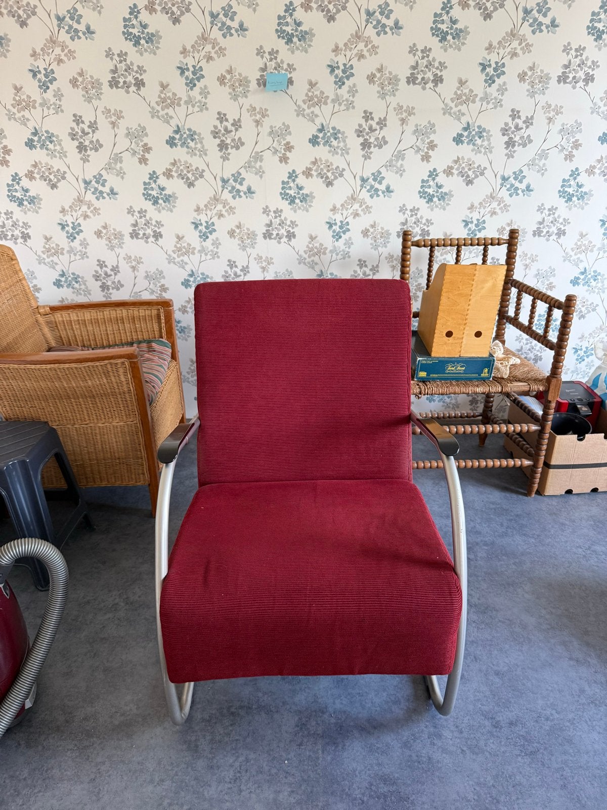 Fauteuil rood met metalen frame, Huis en Inrichting, Ophalen, Gebruikt, Metaal, Eén