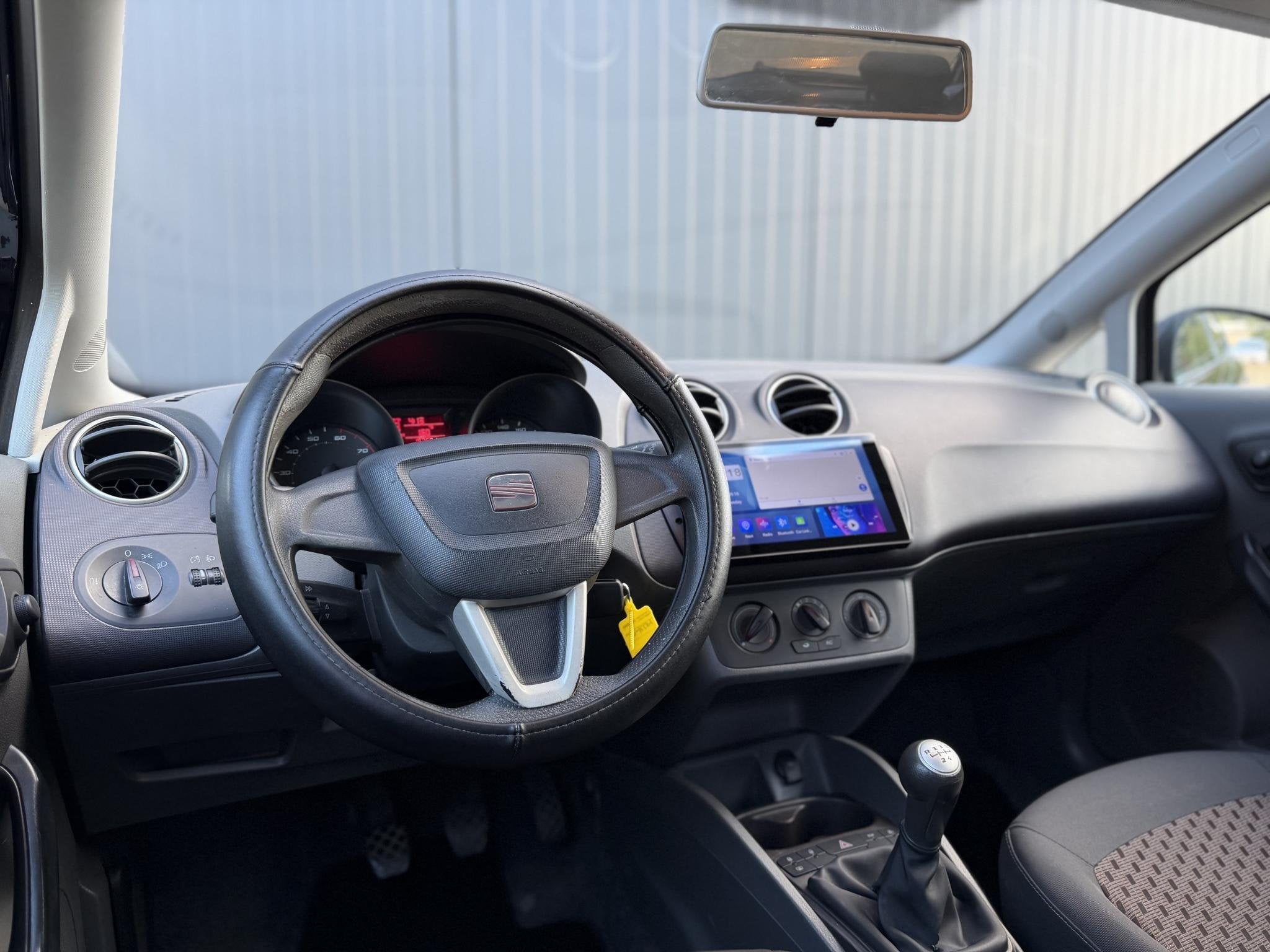 SEAT Ibiza 1.4 Beat l Carplay l Navi l Airco, Voorwielaandrijving, Zwart, 4 cilinders, Origineel Nederlands